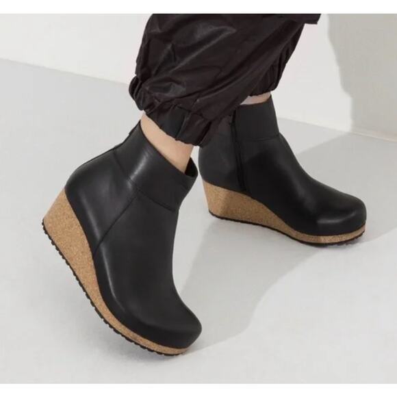Birkenstock Ebba black leather cork wedge ankle bootie EU38 US7 narrow fit - Picture 2 of 2